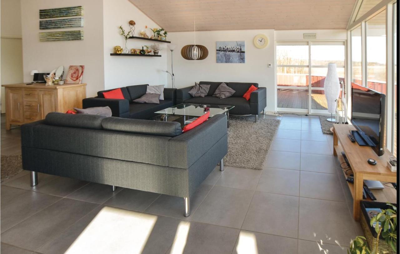 Pet Friendly Home In Augustenborg With Kitchen Asserballeskov Bagian luar foto