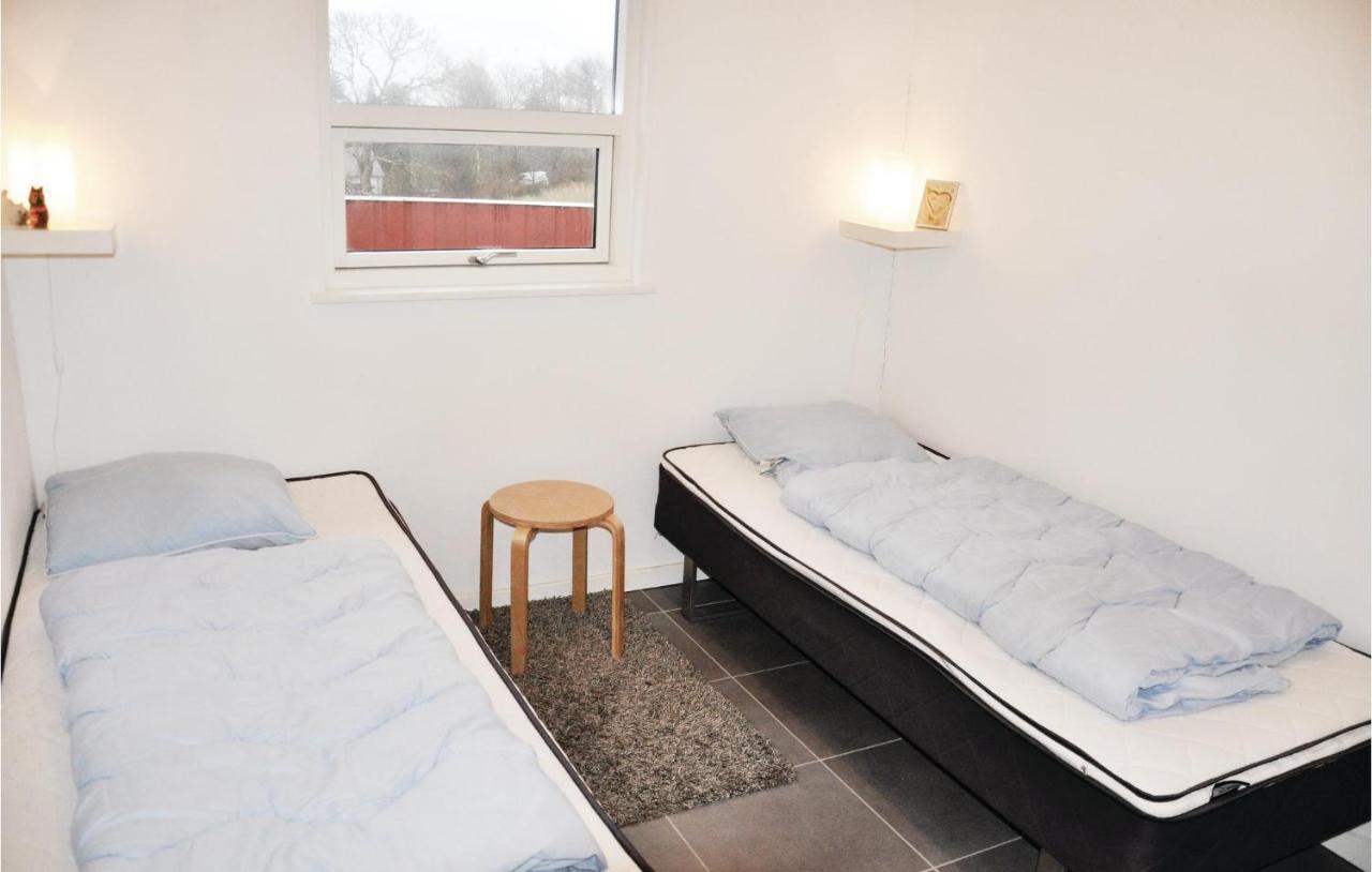 Pet Friendly Home In Augustenborg With Kitchen Asserballeskov Bagian luar foto